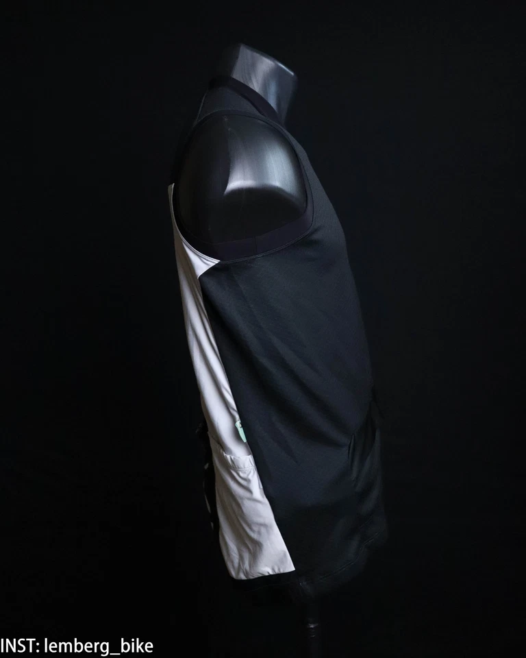 Assos nS.superLeggera Sleeveless Jersey (XL) #410 - Image 2 of 4