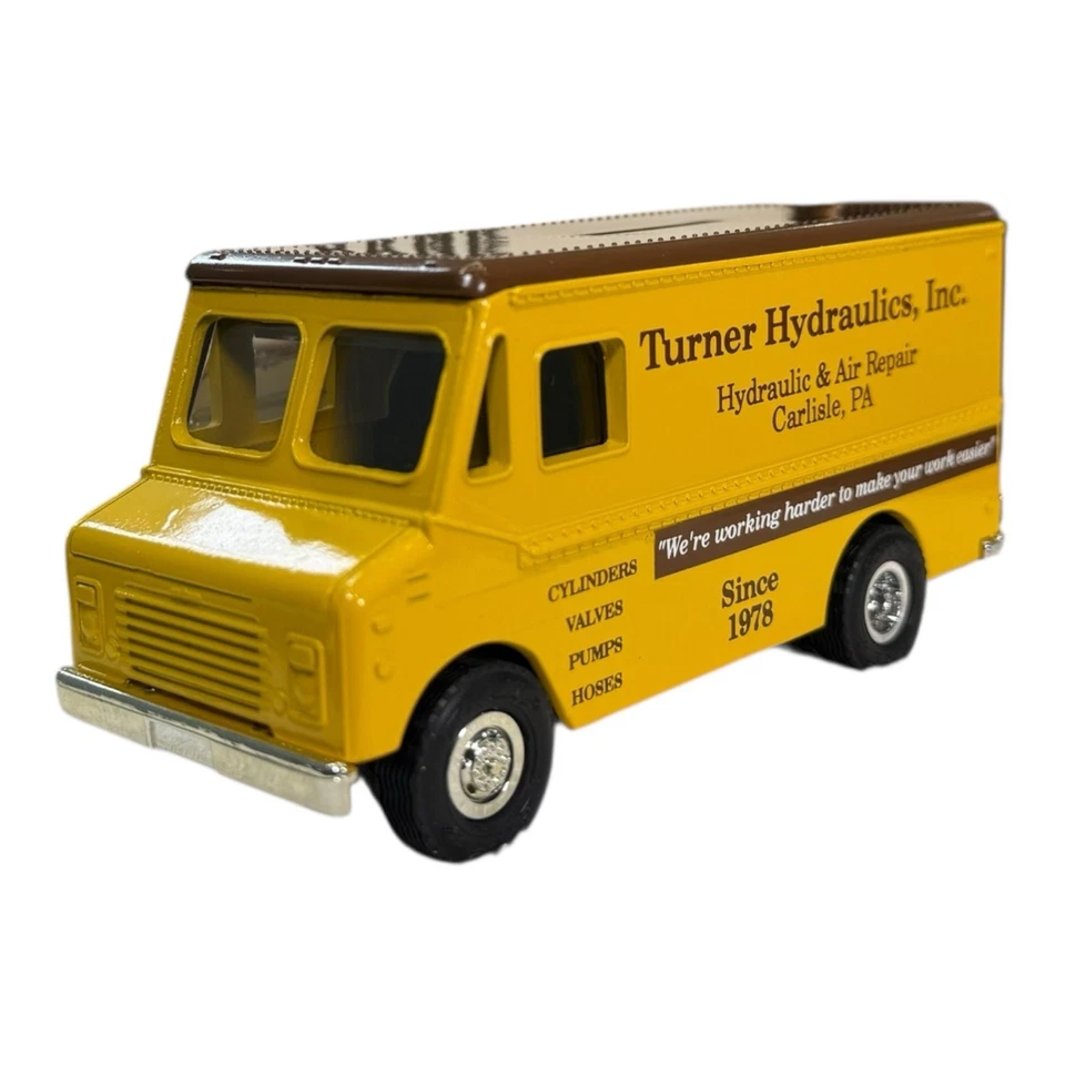 ERTL Turner Hydraulics Grumman Walk-In Van Toy Bank 1996 escala 1:43 *NUEVO EN CAJA* RARO* Foto 2 de 4
