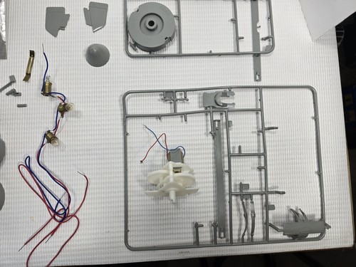 REVELL H-999 SNAP TOGETHER GOODYEAR BLIMP For Parts Incomplete - Picture 6 of 11