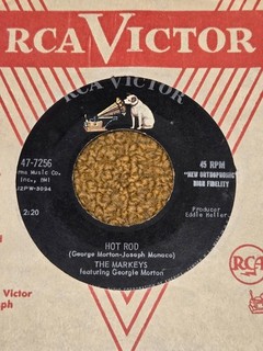 45 RPM Markeys RCA 7256 Hot Rod / Yakkity Yak VG