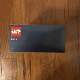 LEGO 40223 Seasonal Christmas Snow Globe NEW UNOPENED