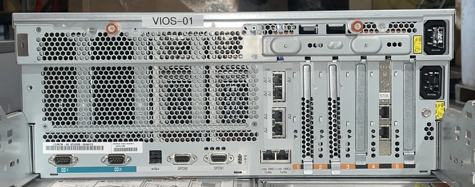 Servidor IBM POWER6 550 HTB06263 / PN:44V4793 / 8204-E8A Foto 2 de 4