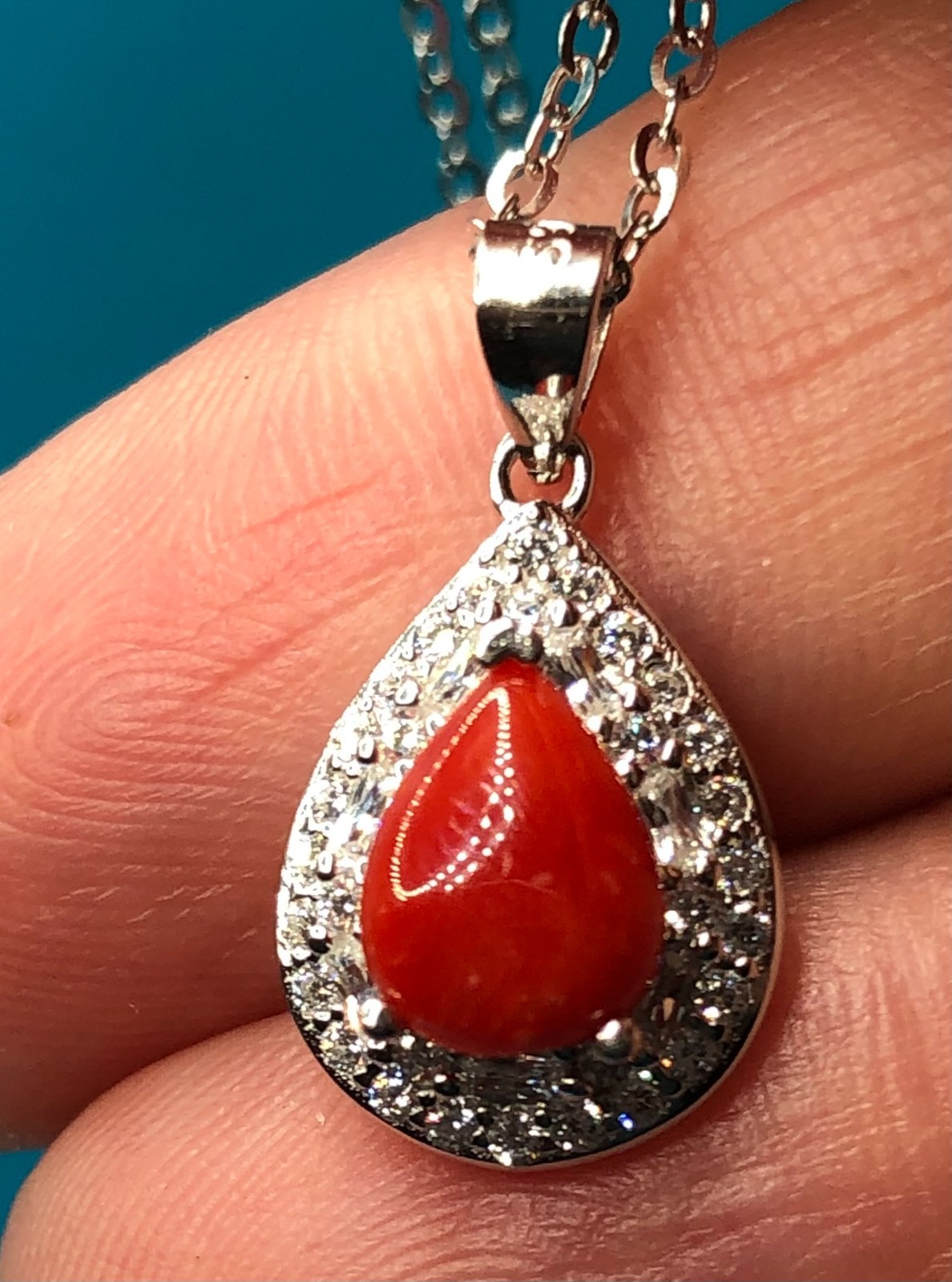 Natural Coral Teardrop  Pendant Necklace 18