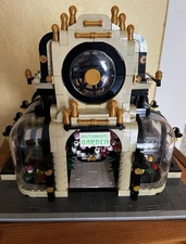 Good Quality Mould King Botanical Garden MOC Set  (will ship in pieces)