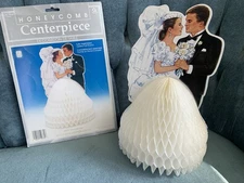 HoneyComb Bride and Groom Stand Up Wedding Centerpiece Table Top New Unused