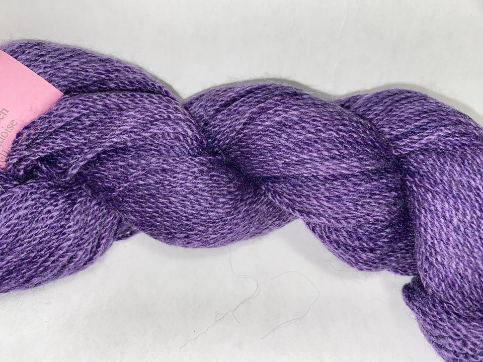 Hilo peinado de cachemir y seda Cherry Tree Hill PÚRPURA Hank 228 yardas/50 g Foto 3 de 4