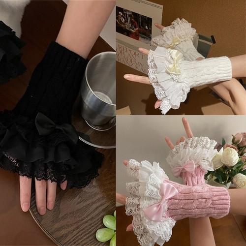 Short Lace Cuffs Fingerless for Engagement Wedding Wrist Length Bridal Prom