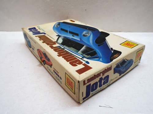 RARE OTAKI 1:24 LAMBORHGINI JOTA PLASTIC KIT BOXED (k480) - Picture 5 of 5