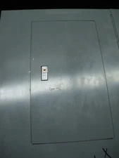 Square D 100A  208/120 24ckt main lug panel load center NQOD424L100 W/breakers