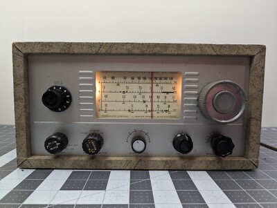 Vintage Heathkit Model AR-3 Powers On & Makes Noise w/ Speaker Heath Company