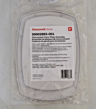 Honeywell Home Thermostat Wall Mount Cover Plate Assembly 50002883-001 White NEW