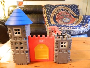 little tikes building squares