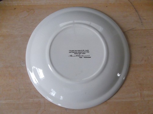 Vintage Brown and White 1950 Postmasters Convention St. Louis Collector Plate - Picture 5 of 7