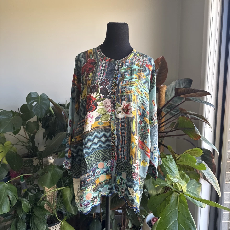 Top Johnny Was Talla L Imagination Kari Seda Estampado Abotonado Top Boho Lujo Foto 3 de 4