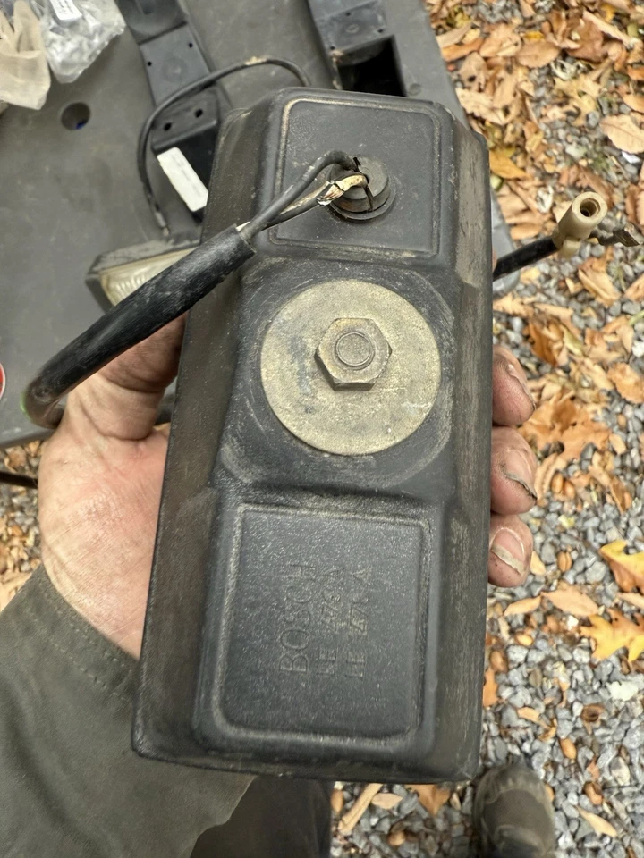 Volvo 740 760 780 940 960 Bosch Fog Lights Set OEM 1983-1989 - Image 4 of 4