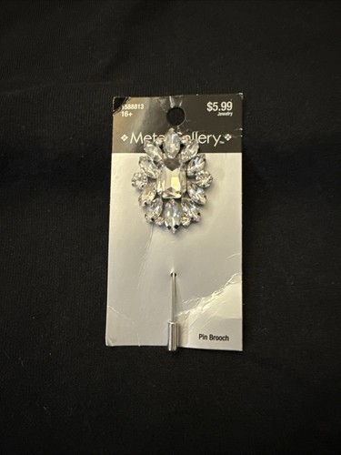 Metal Gallery Brooch
