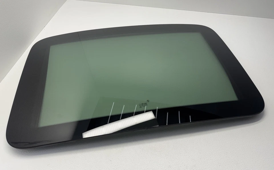 2011-2016 BMW 528i 535i 550i M5 F10 SUNROOF GLASS SUN ROOF GLASS WINDOW OEM - Image 4 of 4