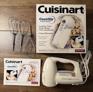 Cuisinart SmartPower CountUp Hand Mixer 9 speed 1997 HTM-9LT BARELY USED