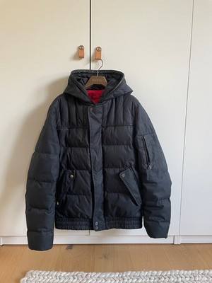 Neuwertig: Herren HUGO BOSS Daunenjacke Blouson schwarz Gr S/M