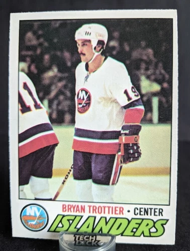 1977-78 O-Pee-Chee #105 Bryan Trottier New York Islanders All Star Legend HOF 🏒