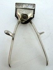 Hand Haarschneidemaschine aus Metall - ANTIK- Hair Clipper aus den 40iger Jahren