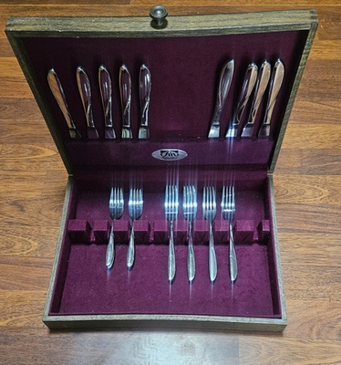 #ad Vintage #x27;West Bend#x27; Swirl wave 24 Pcs Stainless Oneida Made In USA Fashion Manor $69.99