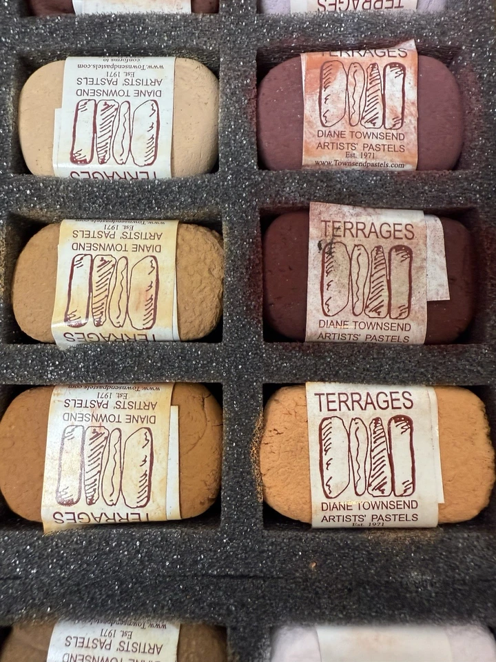 DIANE TOWNSEND TERRAGES PASTELES DE ARTISTAS (juego de 24) Nuevo (caja 73-96) Foto 3 de 4