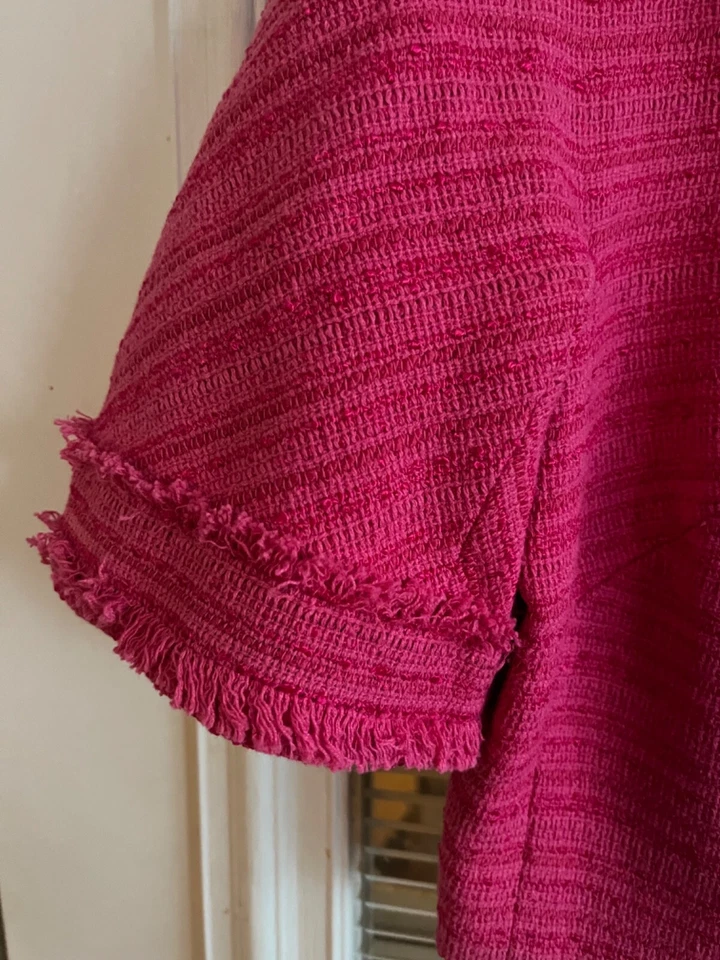 TRINA TURK Jacket Cropped Bolero Hot Pink Hook Eye Worn Once Sz 4 Designer - Изображение 4 из 4