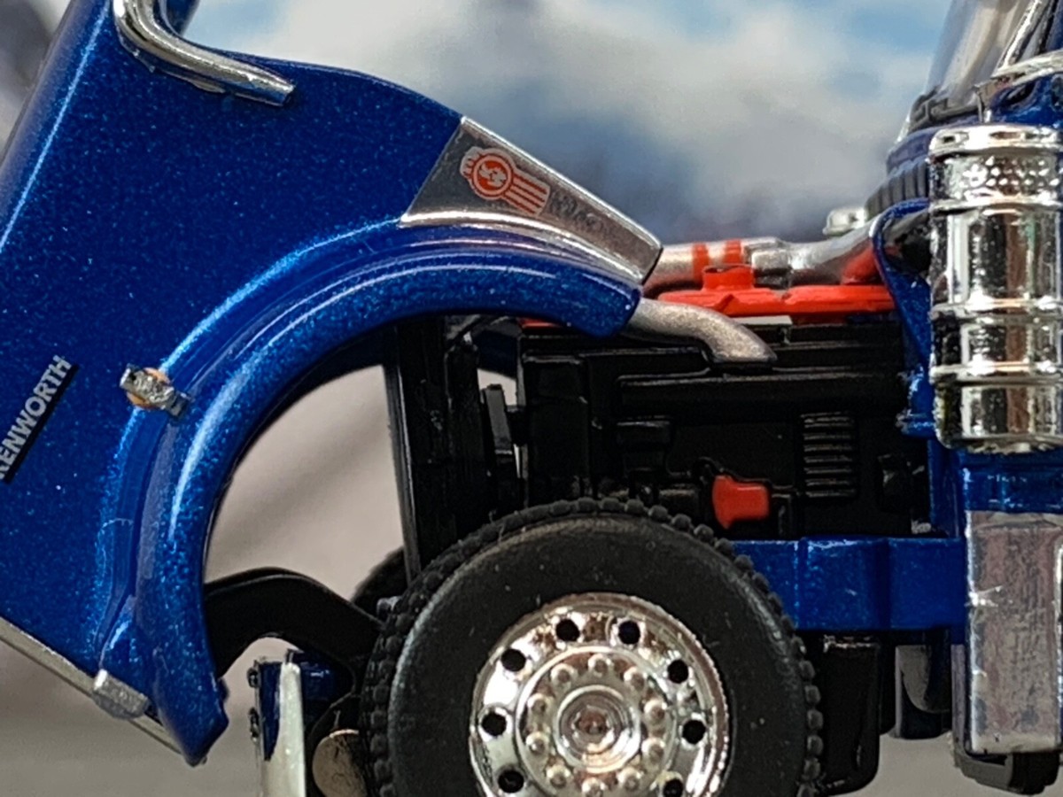 DCP/FIRST GEAR 1/64 SCALE KENWORTH W900L SRD BRONZE WITH DROP DECK TRA 68 1810 - Foto 9