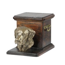 Labrador Retriever - urn for dog ashes with a statuette, elegant urn for a dog,