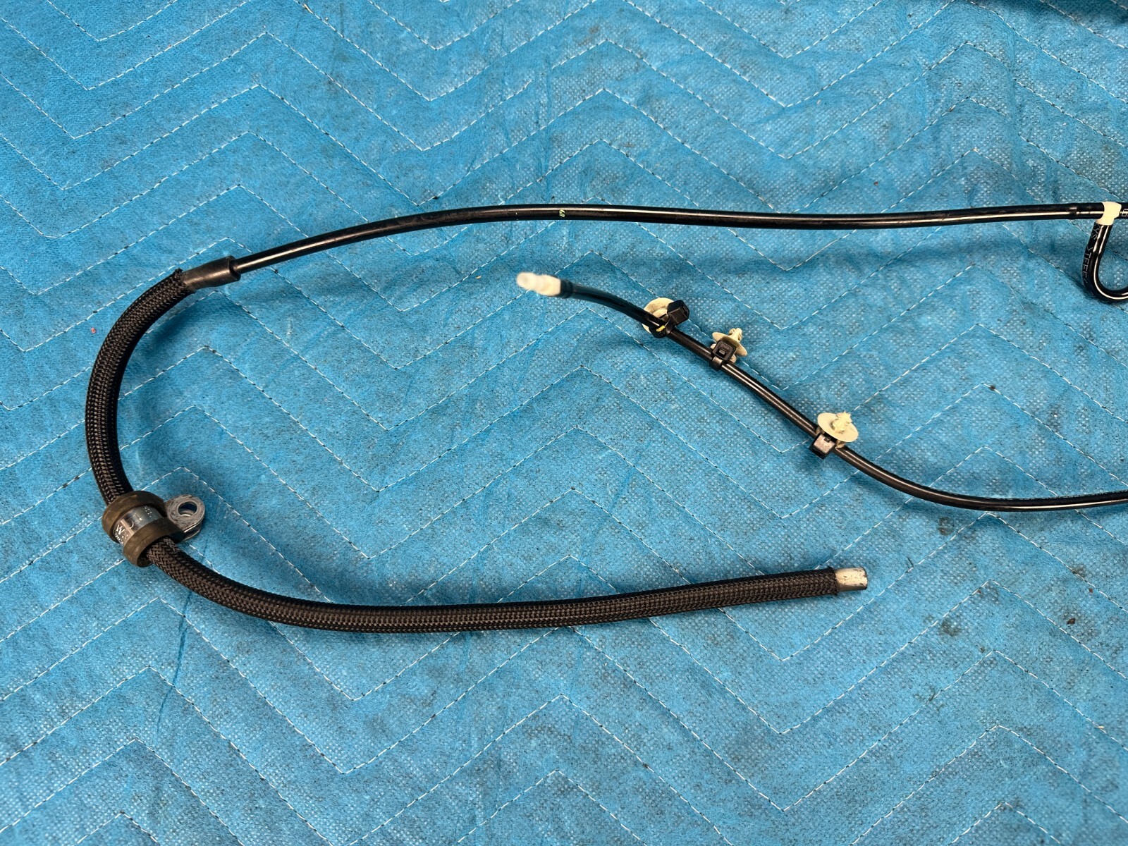 Bentley Contin Flying Spur Solenoid Valve w/ Vacuum Hose Pipe 29k 2006-2012 OEM