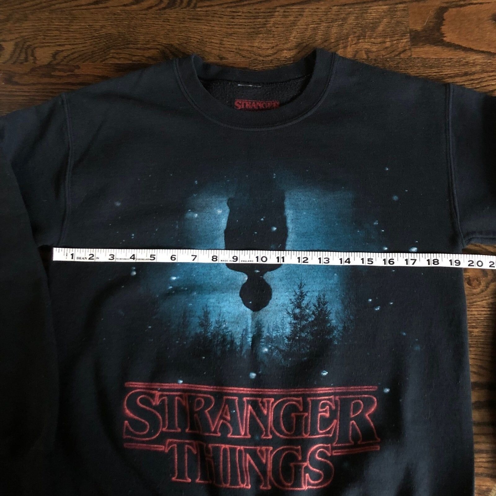 STRANGER THINGS “Upside Down” Sweater - Size Small - image 6