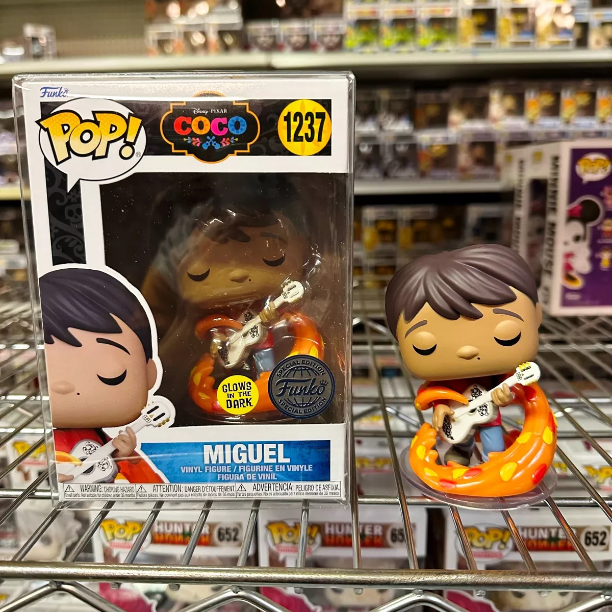 Funko Pop COCO : Miguel with Guitar #1237 Vinyl Glows in the Dark MINT