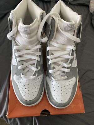 Nike Dunk Mens High Sail Pack Retro Grey Vintage White Shoe Size 10.5 ( Rare ) Nike Dunk Low Grey Lottery Pack SE Size 10.5 Mens White  main image 4