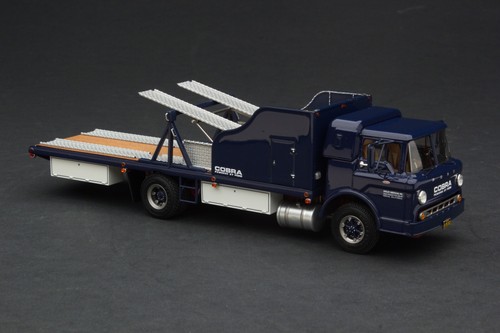Exoto | 1:43 | DAYTONA | 1966 Shelby American Ford GT40 Transporter | # EXO00066 - Imagen 5 de 24