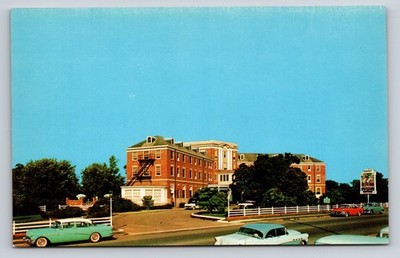 Vintage General Washington Inn Postcard Fredericksburg Virginia Chrome