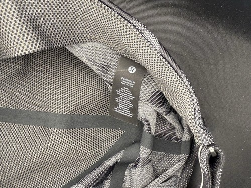 cappello lululemon nero mimetico allenamento palestra corsa cinturino schiena OSFM - Foto 6 di 6