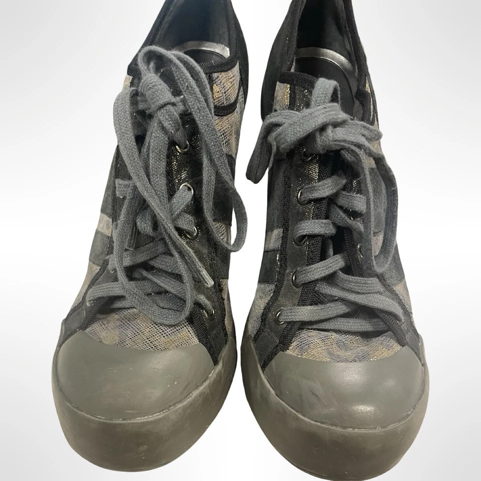 DKNY circa 1998 High Heel Sneakers Late 90’s Vibe Women’s Size 7 - Image 3 of 4