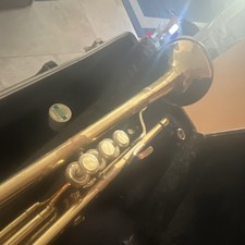Bundy Bb 3-Valve Piston Trumpet Brass Finish w/ Case Mouthpiece Water Key