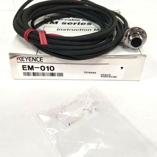 KEYENCE EM-010 Proximity Sensor New - Picture 2 of 4