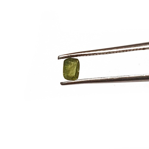 Piedra preciosa suelta corte cojín zafiro verde natural 3,5*5 mm 0,5 CT - Imagen 4 de 7