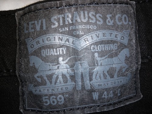 Levi's 569 Men's Denim Shorts - Black 42 Long 5 pocket Zippered. - Picture 3 of 3