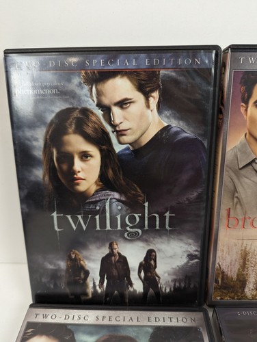 The Twilight Saga 5 Movie Collection Complete dvd Preowned - Picture 2 of 7