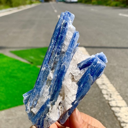 200GNatural blue kynite with clear quartz specimen crystal spiritual energy - Picture 15 of 24