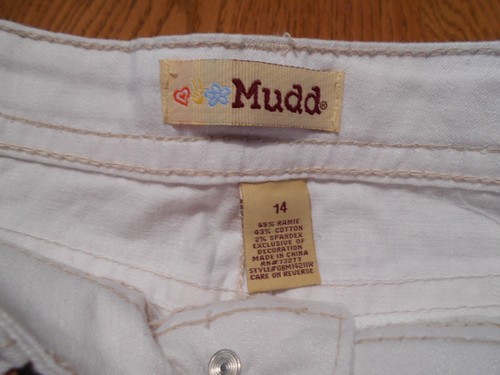 Mudd Brand girls tan shorts w belt & Adjustable waist size 14 NWTs - Picture 2 of 7