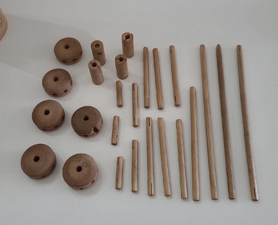 Junior Tinkertoy The Toy Tinker 25 Pcs Not Complete Rough Shape