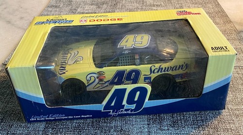 KEN SCHRADER SCHWANS RACING DODGE INTERPID LIMITED EDITION - Picture 3 of 3