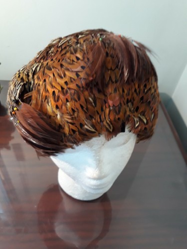 Vintage Women's Hat Pheasant Feather 