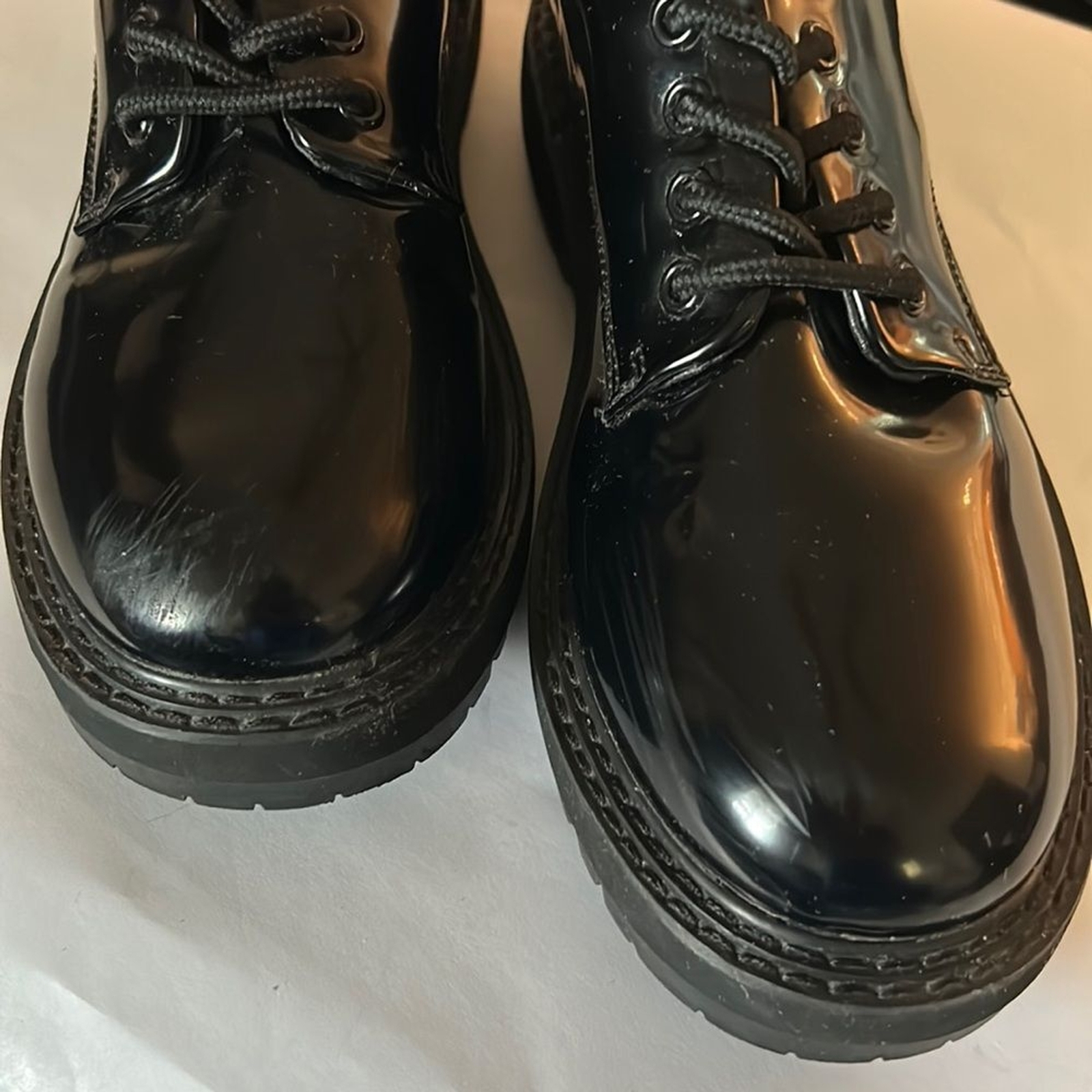 Dunes Women's Cash Oxford Shoes Patent Leather Black Chunky Grunge Emo