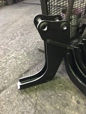 80mm Mini Digger cable deep dig bucket  1 to 1.9 ton excavators  c/w pins